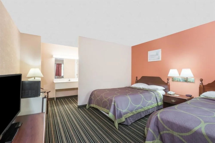 Days Inn - Lenox MA