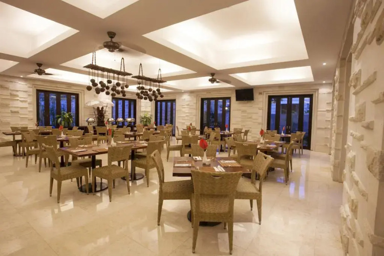 Grand Whiz Hotel Nusa DuaOver view