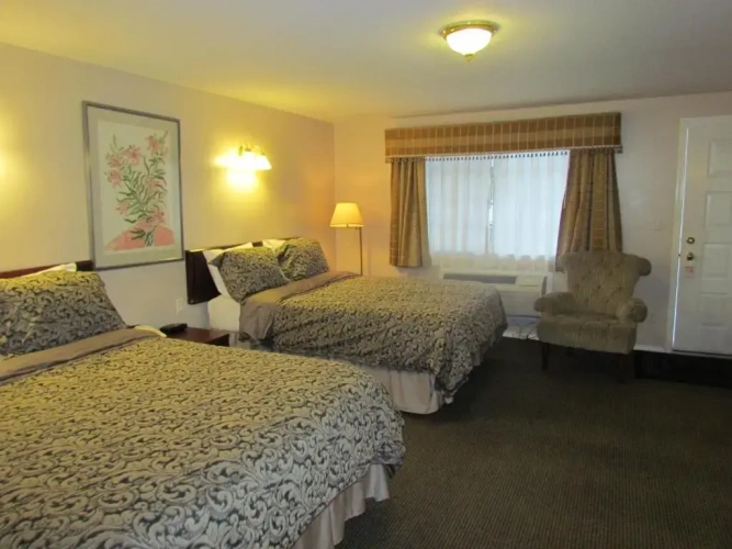 Deluxe Quadruple room