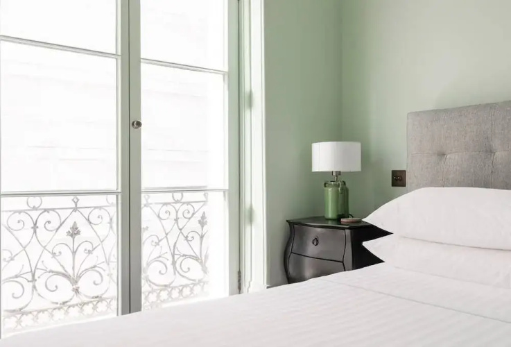 Spring Gardens by Onefinestay