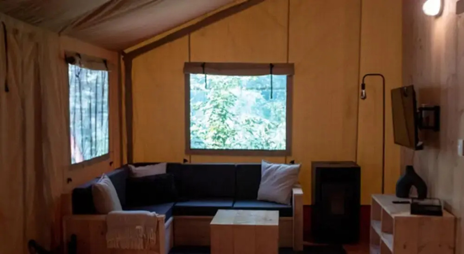 Almendra Incredible Lodge in the Forest With Private Jacuzzi