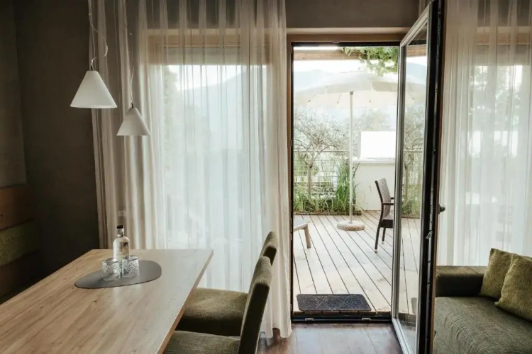 2 Bedrooms Suite