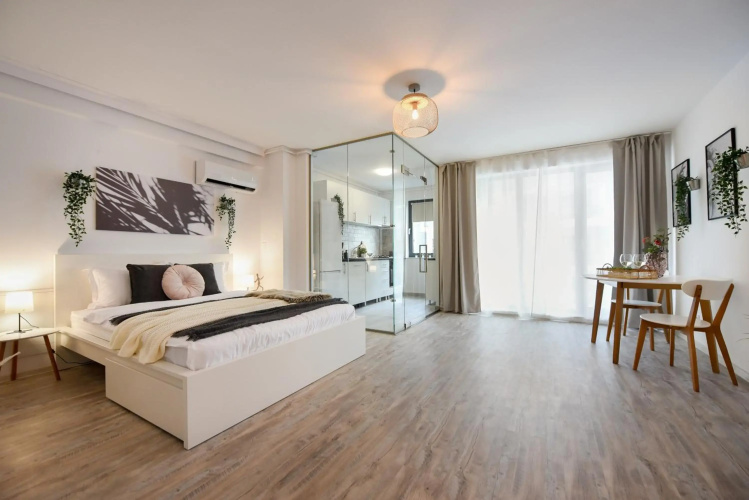 POWDER - City Center Studio with Balcony