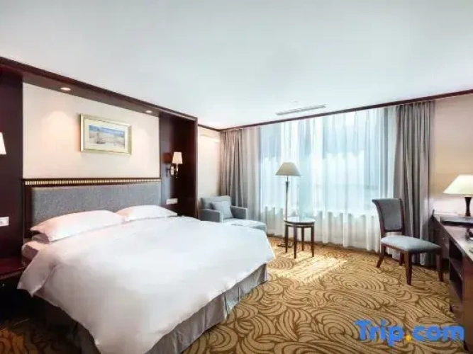 Standard Double Suite