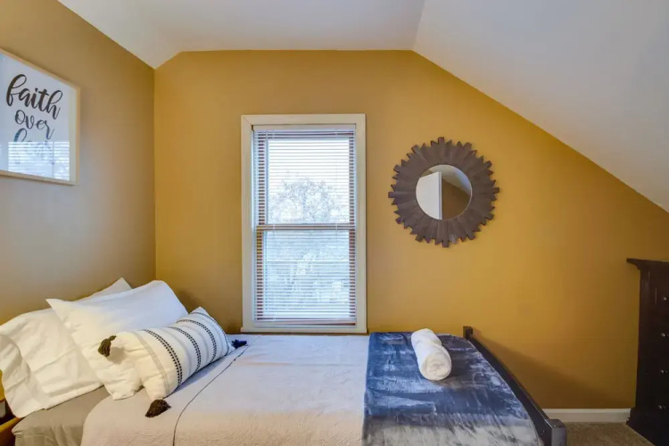 Pet-friendly Cottage: 8 Mi to Paul Bunyan Land!