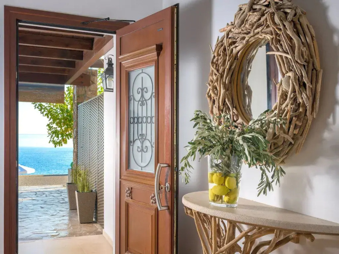 holiday home, Charaki