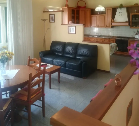 3 Bedrooms Deluxe Apartment with garden view