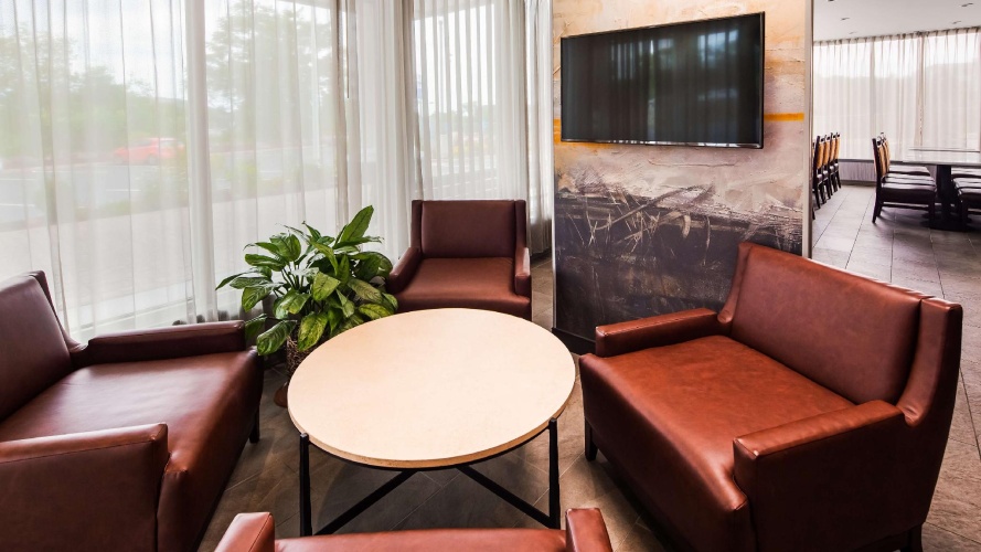 Best Western Braintree Inn photo 17