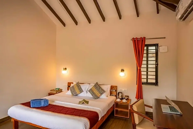 Deluxe Double Cottage