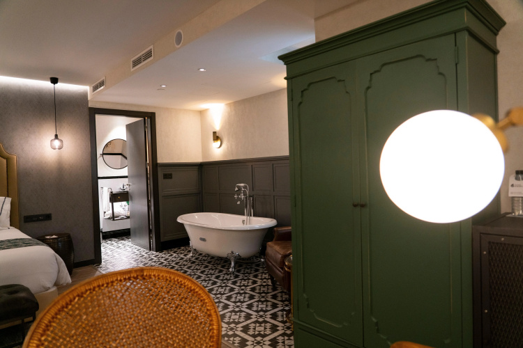 Hotel Indigo Madrid - Gran Via by IHG