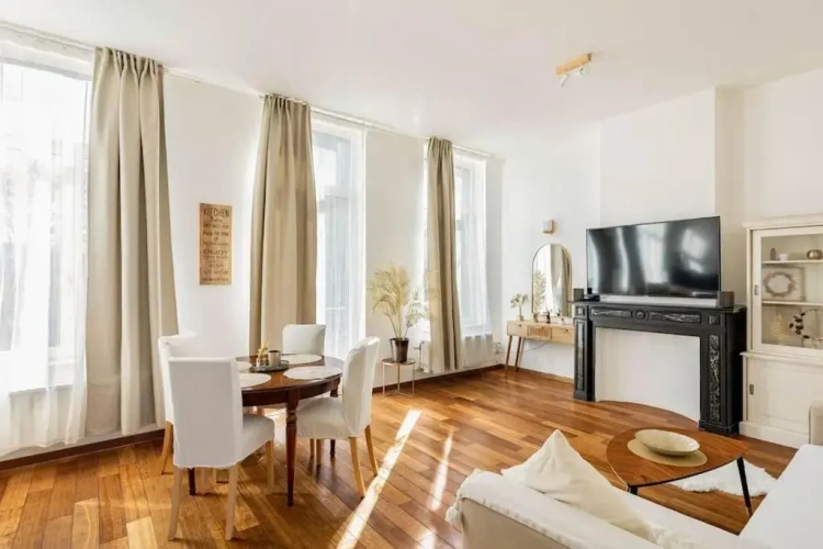 1 Bedroom Apartment