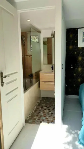 Guest House bedroom Riviera - Private Entrance