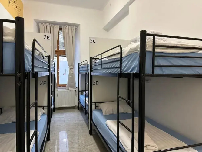 Hostel Opera