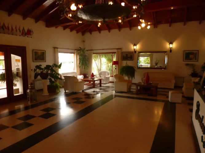 Hotel Garden House