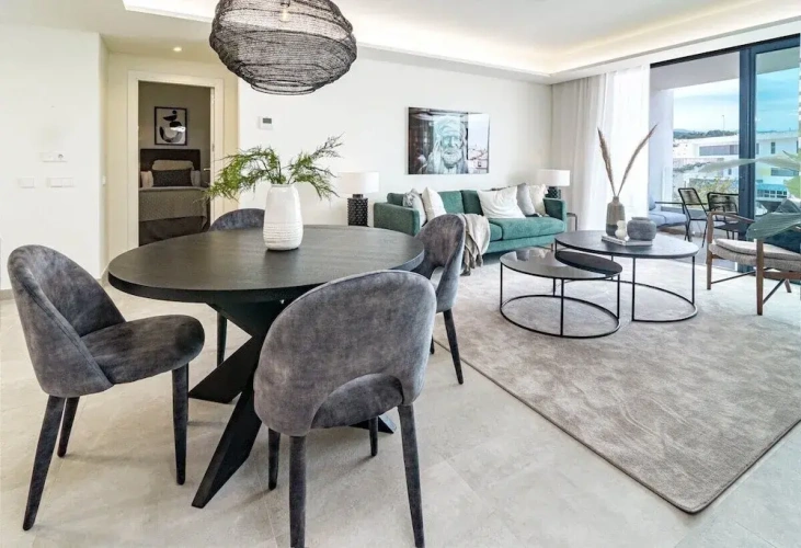 2 Bedrooms Apartment with balcony