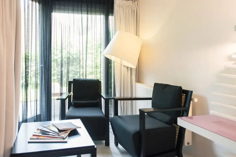 Nobel Hotel