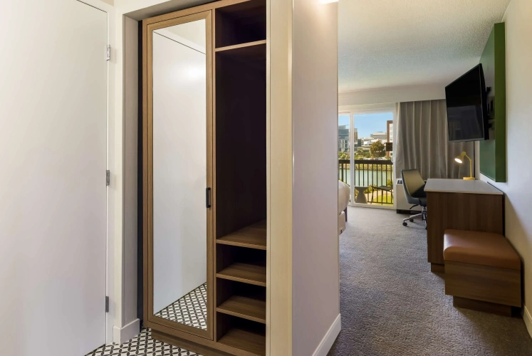 Deluxe Double room with water view