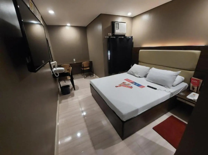 Hotel Sogo Timog 2
