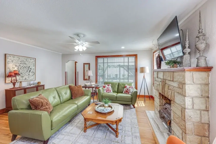 3 Bedrooms Cottage
