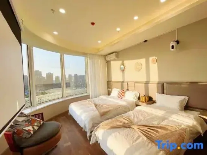 Standard Family room with view