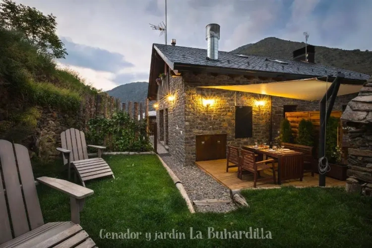 Deluxe Double Apartment with mountain view