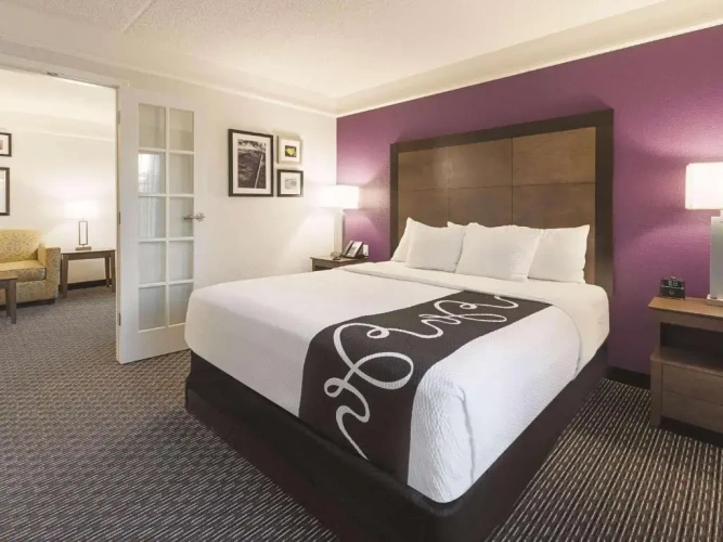 1 Bedroom Double Suite