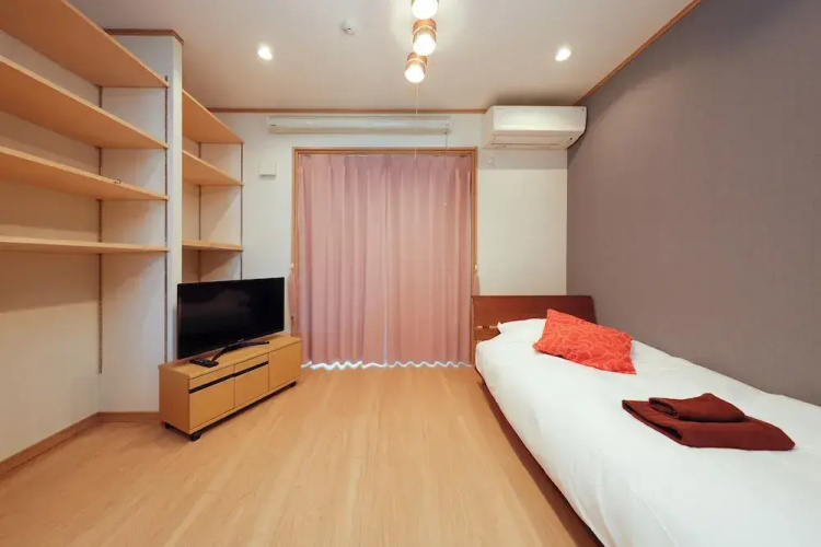 Domire Setagaya by Tranova