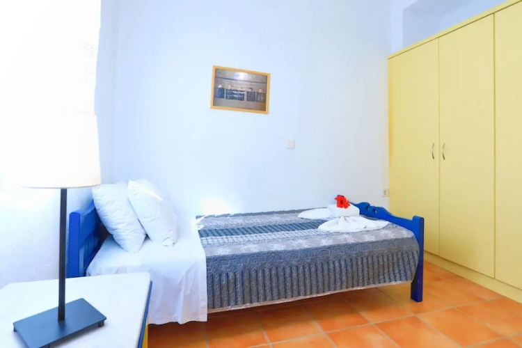 Takis House in Katavolos