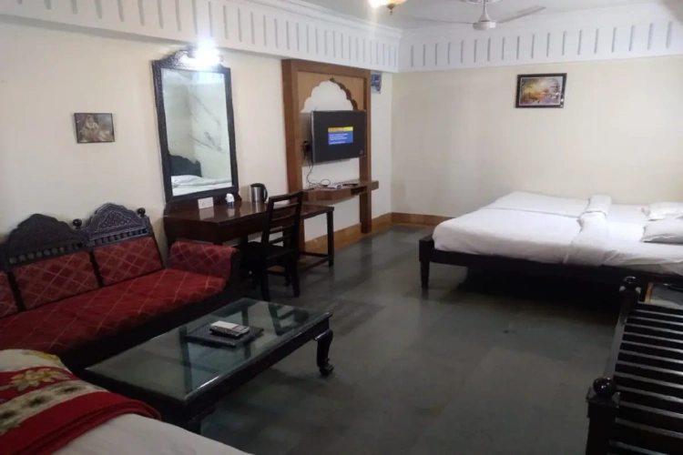 Standard Family room