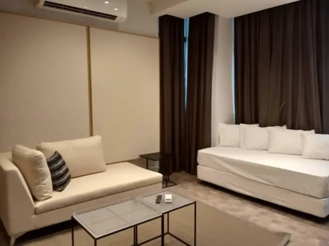 Expressionz Professional Suites by IHost Home Solutions