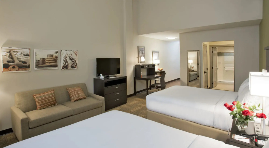 Staybridge Suites Baltimore - Inner Harbor by IHG