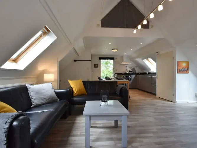 Modern Holiday Home in Wolphaartsdijk With Private Garden