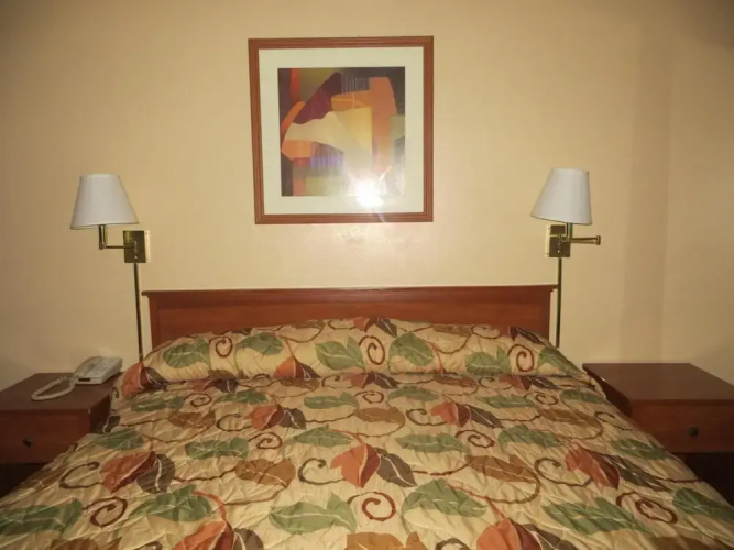 Premier Inns Metro Center