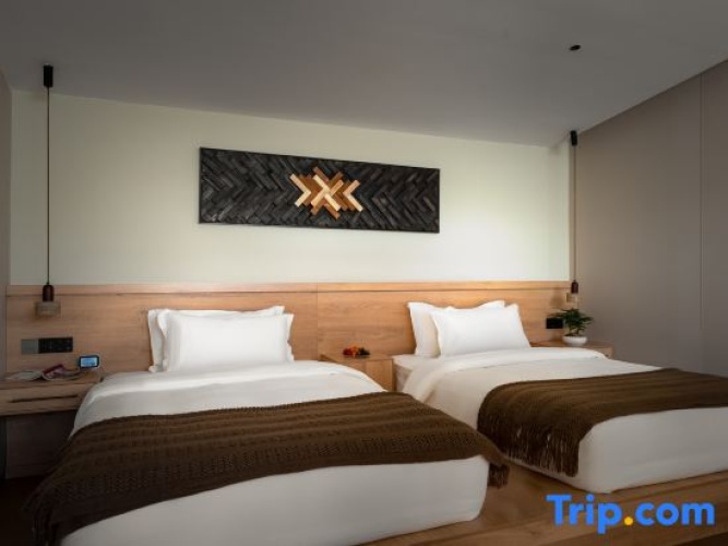 2 Bedrooms Suite