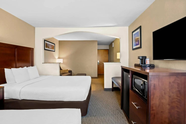Quadruple Suite