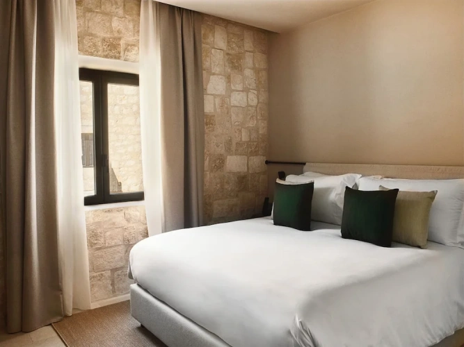 Deluxe Family Suite