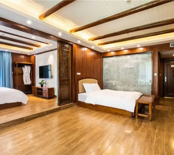 Standard Family room with mountain view