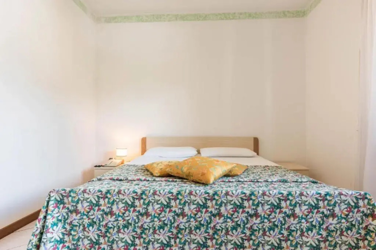 Residence Comano Girasole 1