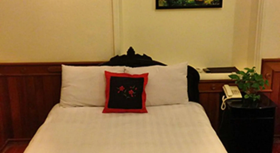 Home Hotel