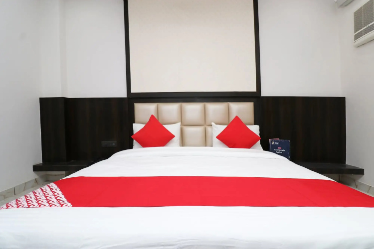 OYO 22508 Hotel Sparrow Inn