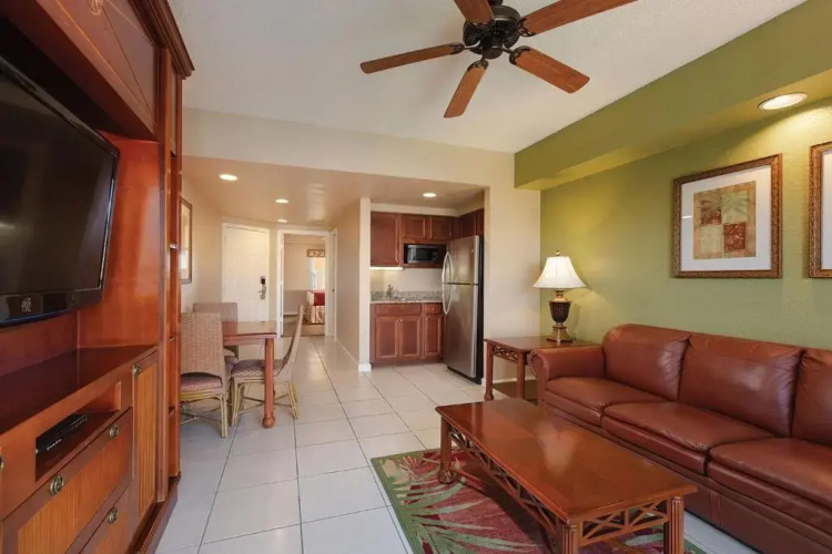 Beautiful Condo Near Disney World