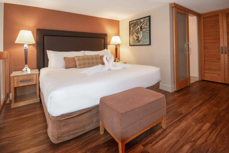 Coast Hillcrest Hotel