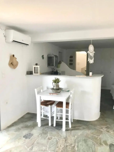 Idyllic Sea Views for 2