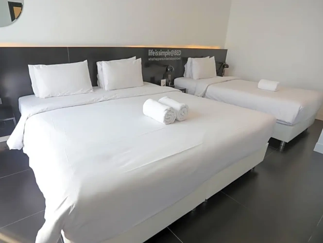 Standard Triple room with balcony