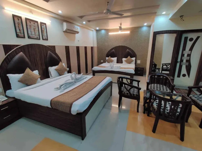Hotel Holy Basil