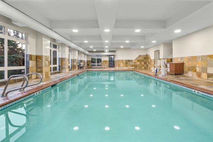 Holiday Inn Express & Suites Tacoma photo 17
