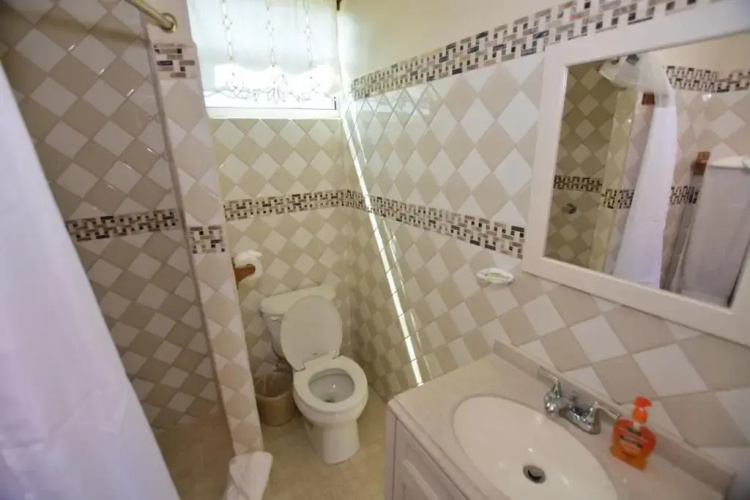 Harada Inn and Suites