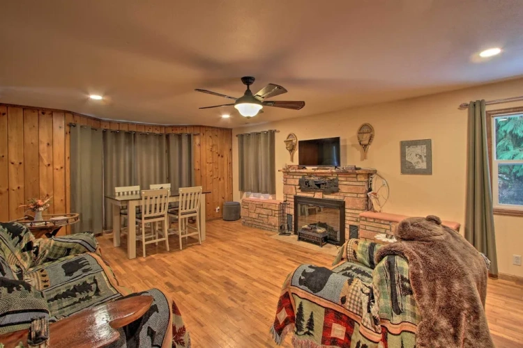 3 Bedrooms Cottage