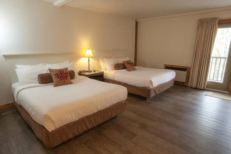 Timberland Inn