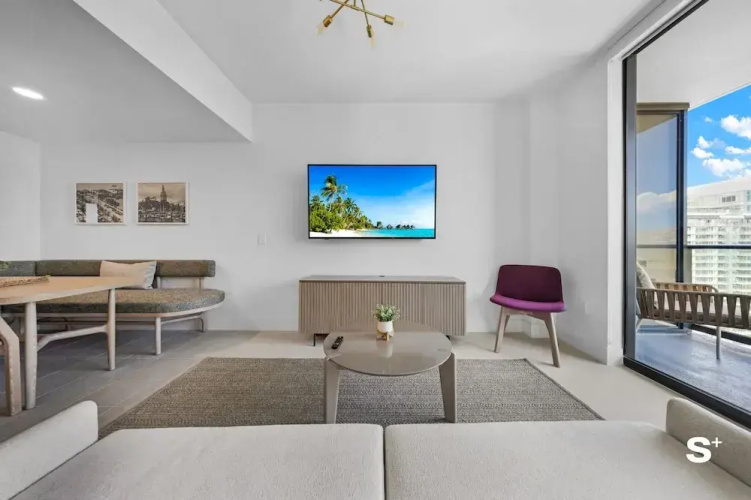 Cityscape Retreat Stylish 1BR